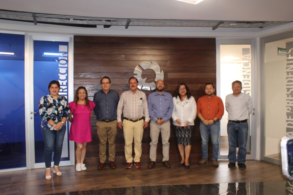 Con el fin de impulsar a los estudiantes mediante las prácticas profesionales, Canacintra Tabasco y TecNM campus Villahermosa Firman convenio